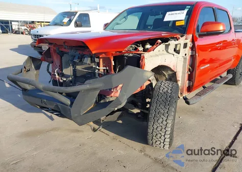 2016 Toyota Tacoma Sr5 V6 z USA, uszkodzony, nr VIN 5TFDZ5BN6GX010756